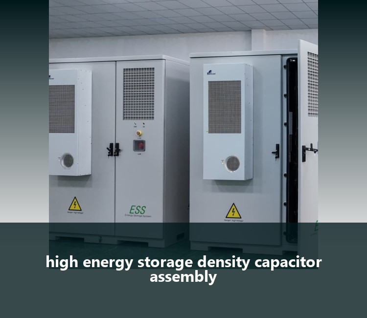 high energy storage density capacitor assembly